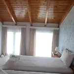 Semesterbostad Chloe Attic Agia Efimia