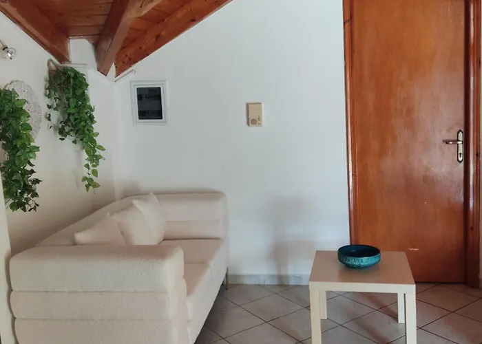 Ferienhaus Chloe Attic Agia Efimia